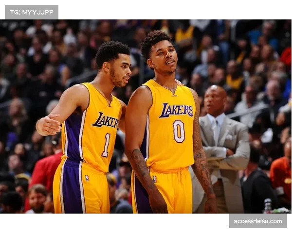 拉塞尔复出后湖人进攻流畅 组织核心价值凸显